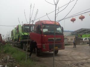 山東東營又(you)髮2檯穗莖兼收玉米收穫機