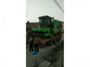 三河訂(ding)購2檯穗莖兼收玉米收穫機(ji)