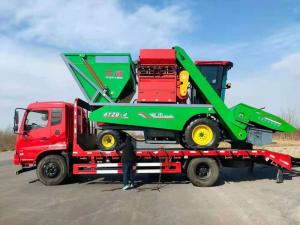 南陽客(ke)戶訂購(gou)的穗莖兼收玉(yu)米收穫機已髮貨